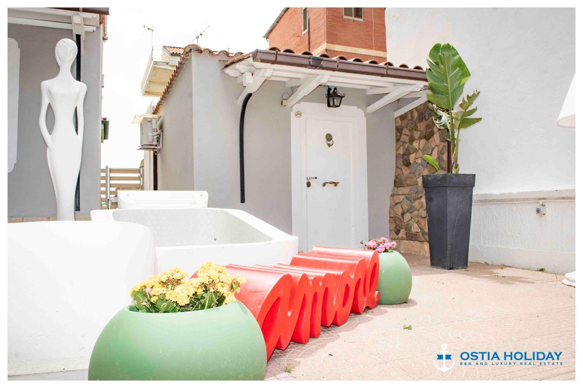 Ostia Holiday Greed Palace Exterior photo